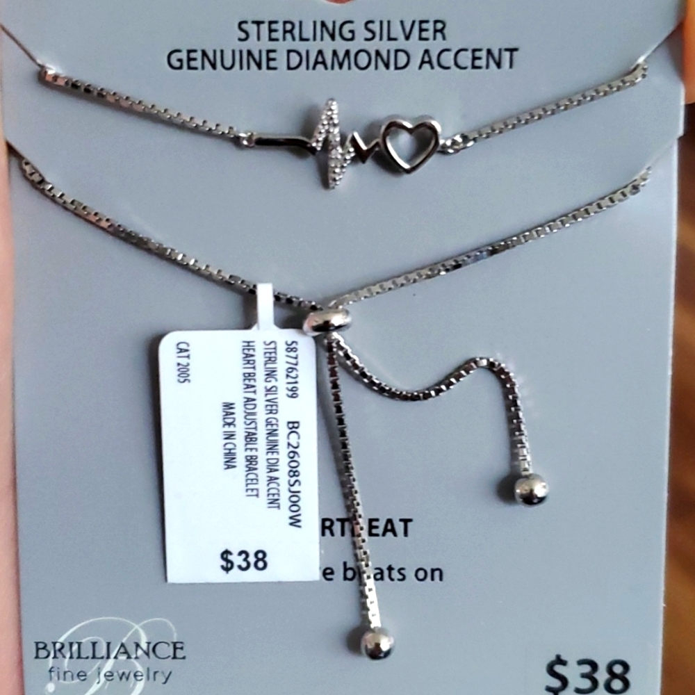 💓💓NWT💓 Sterling Silver💓 Diamond accent 💓Heartbeat💓 adjustable bracelet.💓